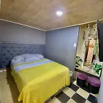 Hostel la Antigua Capsula